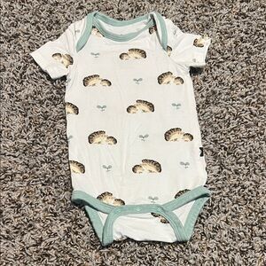 Kyte Baby Hedgehog Print Baby Onesie